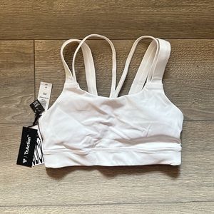 BNWT Aritzia TNA White Sports Bra Size Medium